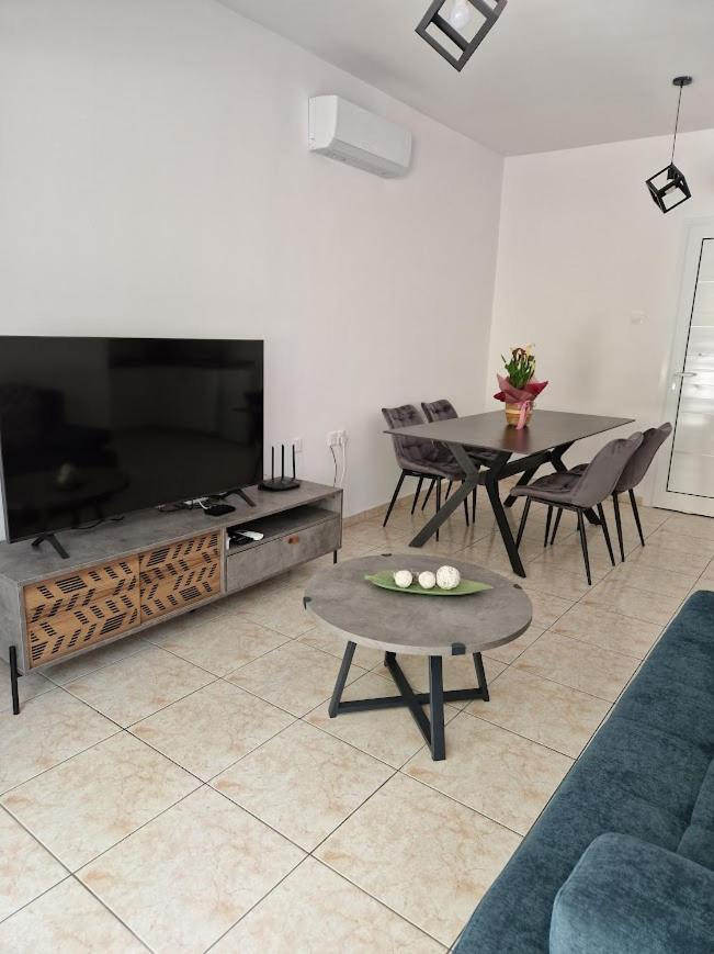 Laertis - By Imh Travel & Tours Apartament